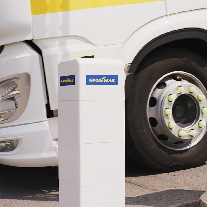 DrivePoint di Goodyear evita incidenti e ti consente di ottenere ottimi risultati dai tuoi pneumatici per camion 